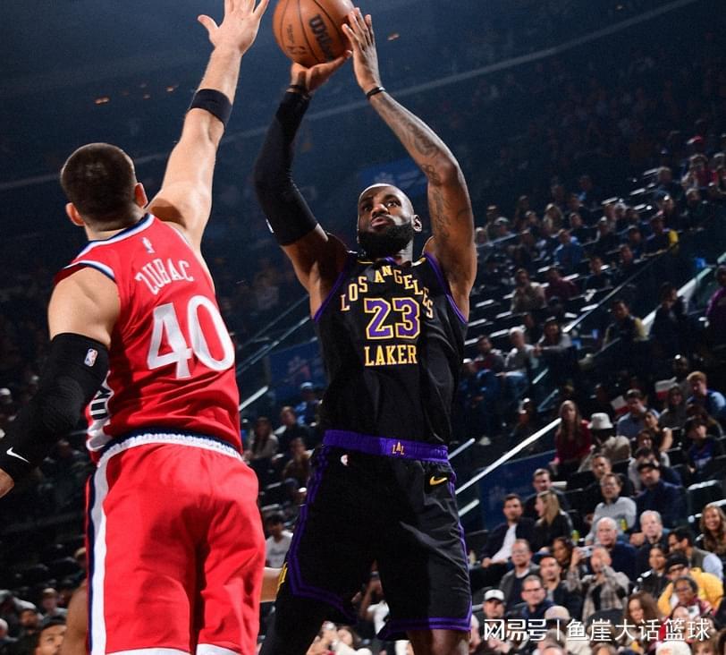 开云网页-拒逆转！东契奇32+8小卡24+5，哈登18+7完成救赎，老詹23+6创纪录